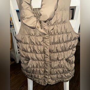 Cold water Creek Tan Puffer Vest sz Medium
